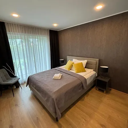 Ferienhaus Maja Paernus Privaatse Hoovi, Sauna Ja Tasuta Parkimisega *